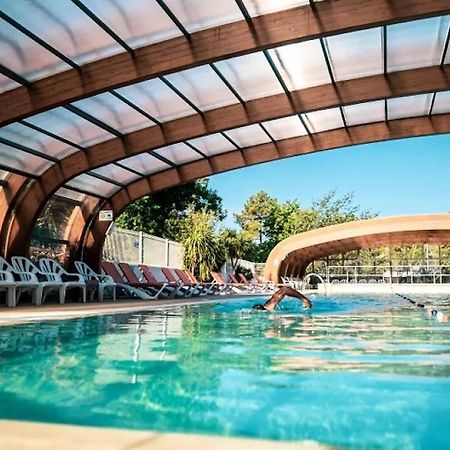 Un Toit Sur Le Bassin Claouey Hotell Lège-Cap-Ferret Exteriör bild