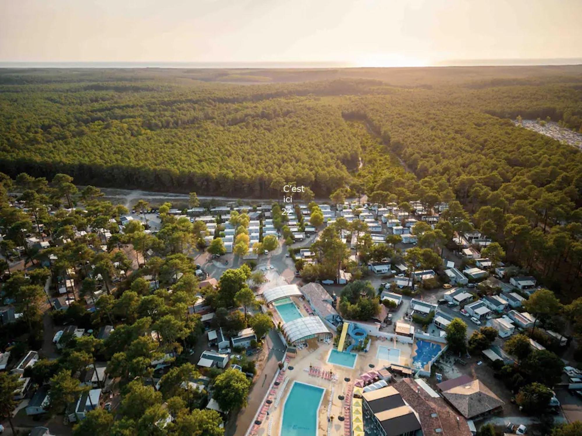 Un Toit Sur Le Bassin Claouey Hotell Lège-Cap-Ferret Exteriör bild